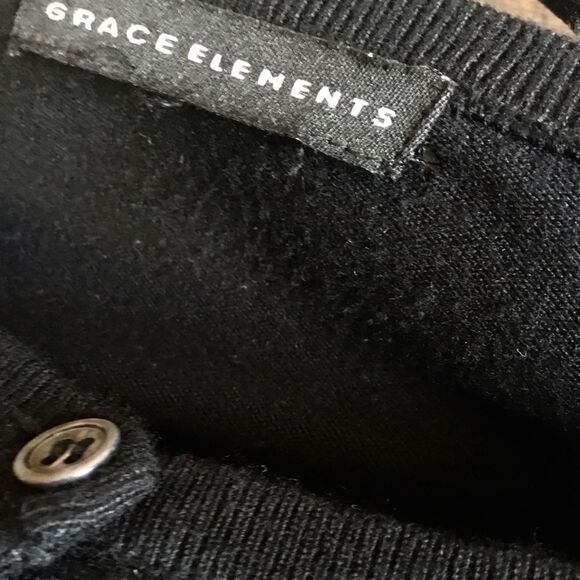 Grace Elements ruffle front black button up cardigan - Picture 4 of 4